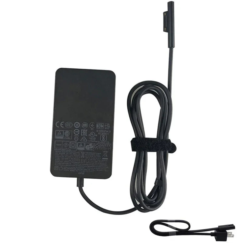 Microsoft KVJ-00014 44W 15V 2.58A Power Supply Laptop Adapter