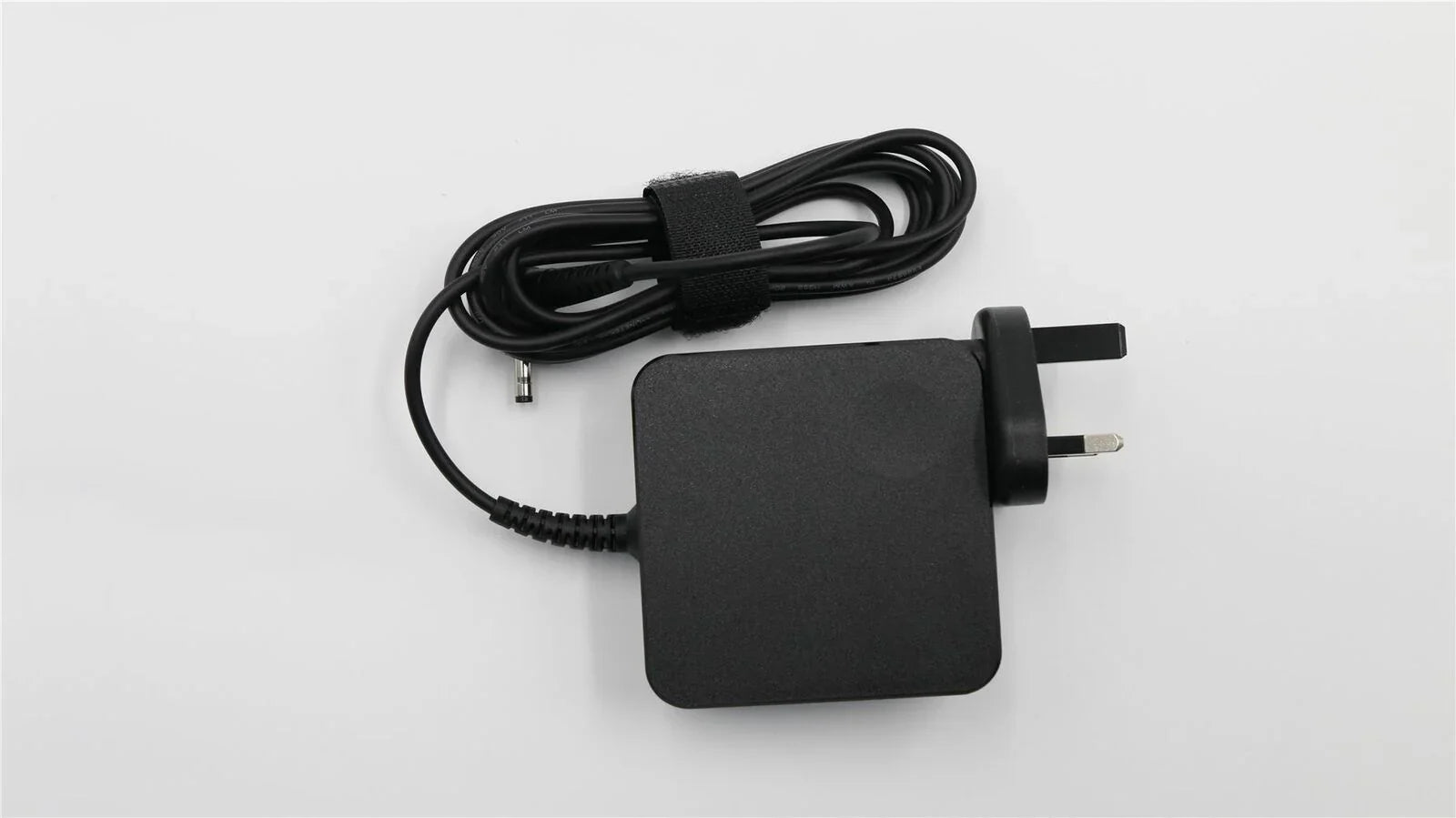 65W Compatible Lenovo IdeaPad 510S 14, IdeaPad S130, Yoga 520, Yoga S740 14, ADLX65CLGU2A Laptop Charger - Image 4