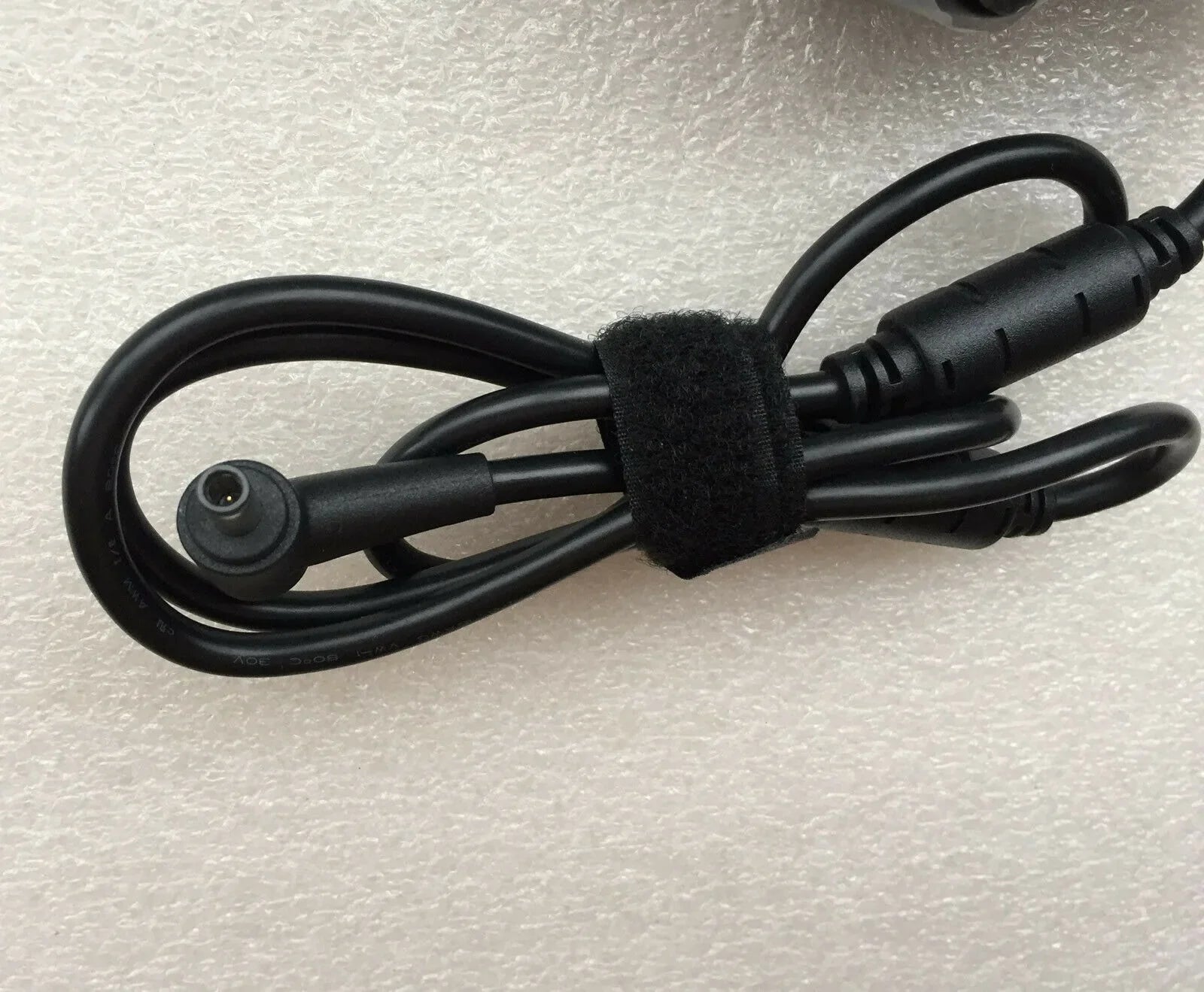 Compatible ADP-330AB D Dell Alienware M17X, ADP-330AB D, DA330PM111 Laptop Adapter/Charger - Image 3